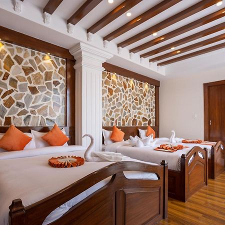 Airport Himalaya Boutique Hotel Kathmandu Exterior foto