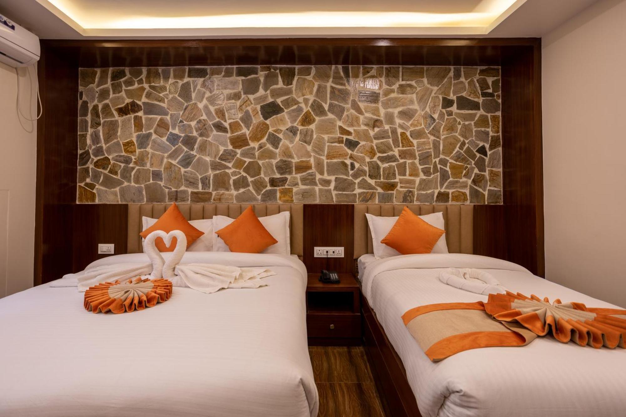Airport Himalaya Boutique Hotel Kathmandu Exterior foto